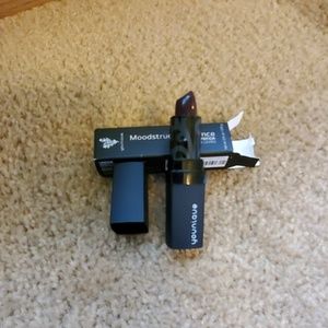 Younique lipstick- opportunistic